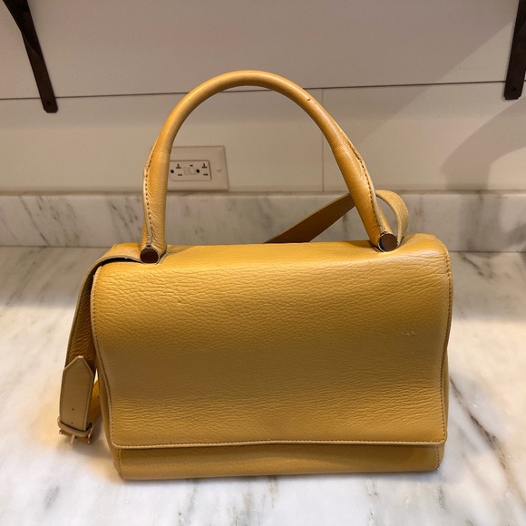 Max Mara J Bag with Jennifer Garner Note - Power of the Purse - Picture 2 of 10